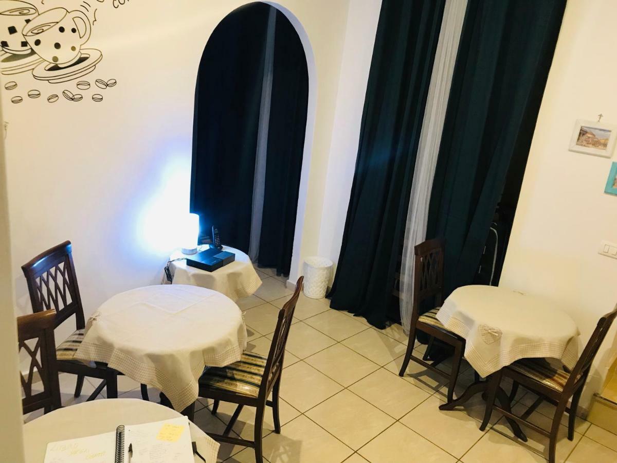 B&B Dimora Cirillo Napoli Exterior foto
