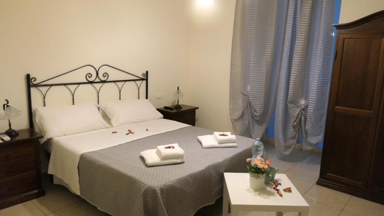 B&B Dimora Cirillo Napoli Exterior foto
